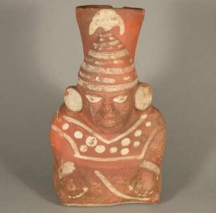 Sitzende anthropomorphe Figur