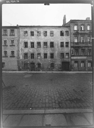 Görlitz-Altstadt, Nonnenstraße 17/18. Wohnhäuser (um 1850). Straßenfront (Teilansicht)