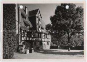 Burg an der Wupper, Residenzschloss, Schlossplatz