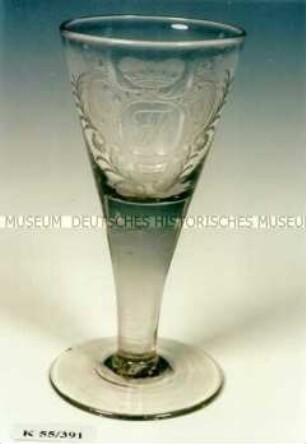 Kelchglas mit Monogramm FA und Kurhut
