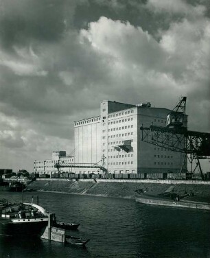 Rhenusspeicher,1939-1940