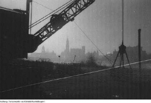 Dresden. Silhouette der zerstörten Stadt, 1947