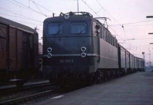 Lauda Lok 150 055 Einfahrt N5880 B4yg-Wagen