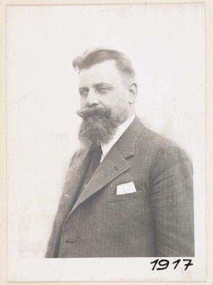 Max Neuhaus, Betriebsführer