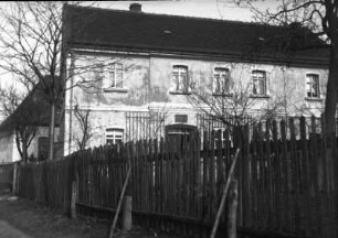 Belgershain-Köhra. Schulgebäude. Gartenansicht