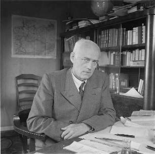 Portraitserie Theodor Plivier : Theodor Plivier (12.02.1892-12.03.1955; Schriftsteller)