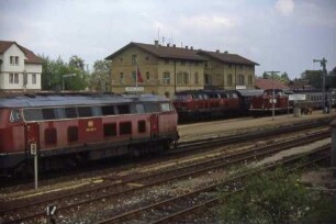 Schwäbisch Hall Hessental Lok 212 092 N7752 SHA-HN Lok 215 145 D Lok 215 132 E3582 Bahnsteig Empfangsgebäude