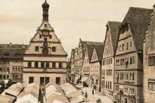 Marktplatz : Marktplatz mit Ratstrinkstube