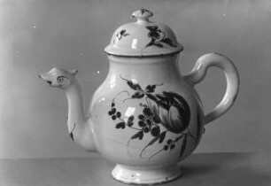 Teekanne mit Blumendekor
