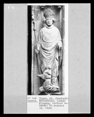Linkes Portal — Heiliger Bischof