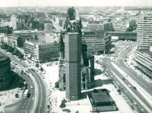 Blick vom Europa Center auf die Gedächtniskirche