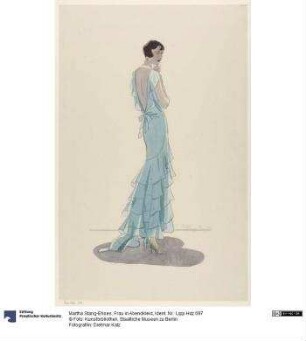 Frau in Abendkleid