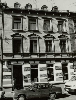 Glauchau, Wohnhaus mit Laden, Straßenansicht