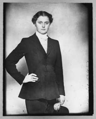 Portrait Frau Hei[…]