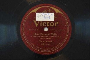 Blue Danube waltz : (An der schönen blauen Donau - Walzer) / (Johann Strauss)