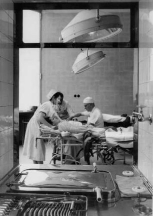 Hamburg-Hohenfelde. Katholisches Marienkrankenhaus. Entbindungsstation. Im OP-Saal