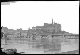 Meißen. Burgberg mit Albrechtsburg und Dom, Elbe mit Brücke