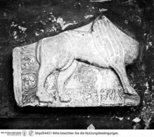 Geflügelter Löwe, Fragment einer Chorschranke oder einer Kanzel