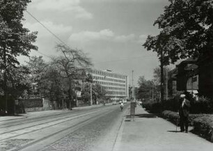 Dresden-Neustadt, Königsbrücker Straße, Blick nach Norden auf das Postamt