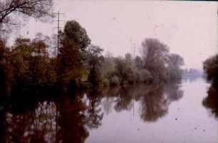Oberesslingen, Altarm vom Fußgängersteg, flussaufwärts