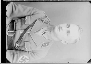Portrait eines Mannes in SA-Uniform (Scharführer)