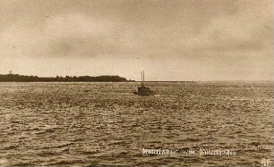 Kriegsmarine - Unterseeboot beim Untertauchen