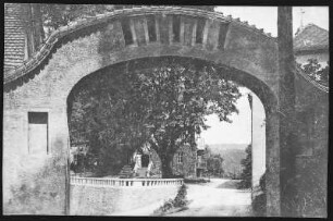 Lengefeld. Schlosshof Rauenstein, Blick in d. Schlosshof