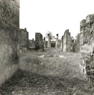 Pompeji. Haus des Pansa. Blick vom Atrium zum Peristyl