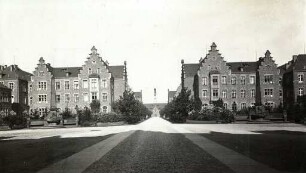 Städtisches Klinikum. Medizinische und Chirurgische Abteilung - Hauptweg