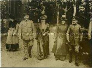 Paul von Hindenburg mit Familie