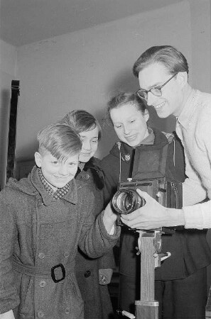 Schülerinnen und Schüler an der Hochschule für Grafik und Buchkunst