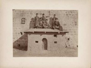 Armenische Waisenkinder : Armenische Waisenkinder in einer deutschen Missionsstation in der Stadt Kahramanmara?.