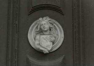 Medaillon, Guben