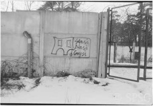 Grenzanlage und Bahngleis Drewitz