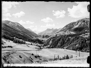 Blick von Tarasp ins Engadin