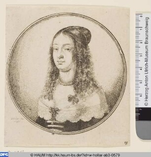 Die Dame mit Bandschleifen