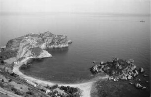 Reisefotos Italien. Sizilien. Taormina. Blick zur Küste Isola Bella