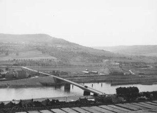 Straßenbrücke Schengen/Mosel