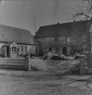 Purschwitz. Wohnhäuser. Hofansicht