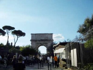 Rom: Via Sacra mit Titusbogen