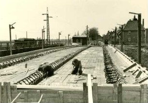 Strassenbruecke, 1950-1951
