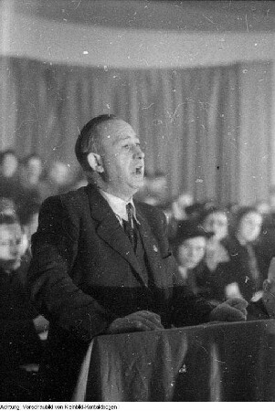Dresden, Bühlau, Kurhaus. Gründungsparteitag der SED. Vereinigung der sächsischen SPD und der sächsischen KPD zur SED, 7. April 1946