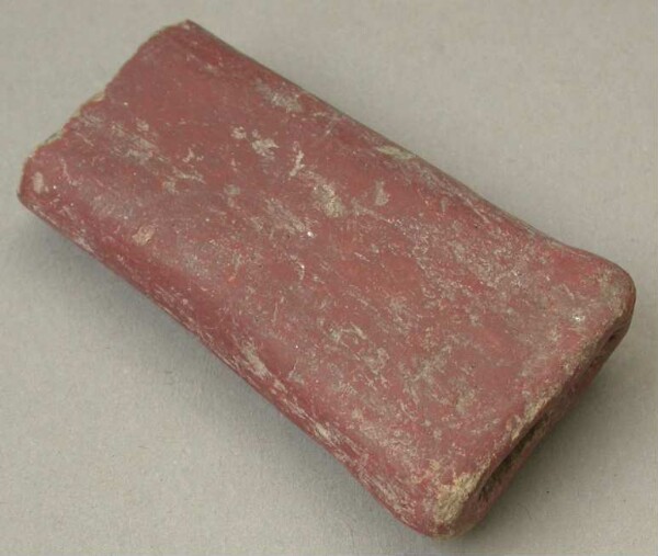 Clay tobacco pipe (fragment)