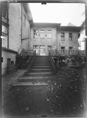 Görlitz-Biesnitz, Kastanienallee 23. Loensches Gut. Herrenhaus (Bezeichnung 1861).Terrasse (Südostseite)