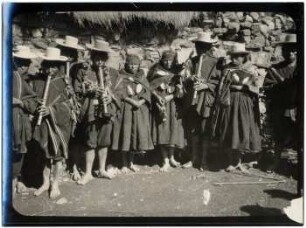 Kallawaya-Indianer von Chulina beim Fest, Provinz Muñecas