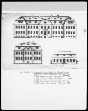 Seitenfront & Nebengebäude