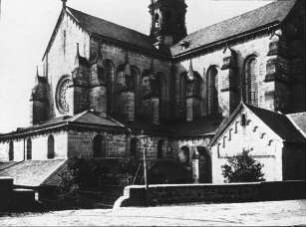 Ebrach, Kath. Pfarrkirche St. Maria (ehem. Zisterzienserabteikirche), Außenansicht: Querhaus und Michaelskapelle von Nordosten