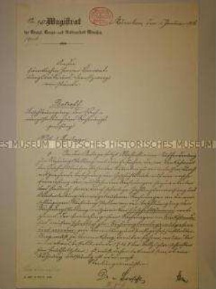 Kopie eines handschriftlichen Rundschreibens des Magistrats von München zur Beschleunigung der Rechnungsstellung und -prüfung mit einer Anlage