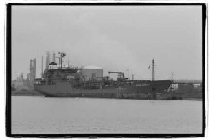 Douro Chemist ex Roland Essberger (1992), Tanker, John T. Essberger, Hamburg, Bau-Nr. 1074
