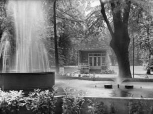 Wochenendhaus : Dresden. Internationale Hygieneausstellung 1930/1931. Wochenendhaus an der Hundertbrunnenstraße (1930; Gebr. Fichtner)